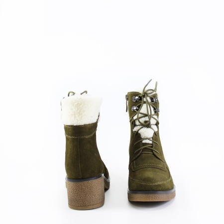 Ботинки в цвете хаки на шнурках